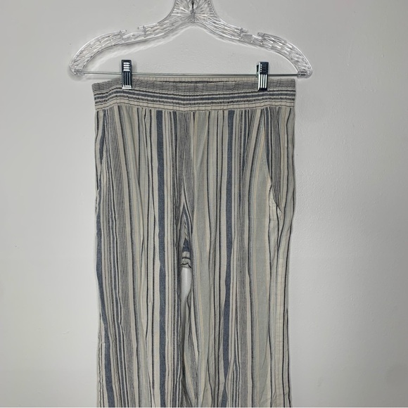 Drew white blue stripe beach straight leg pull on pant - Picture 2 of 10